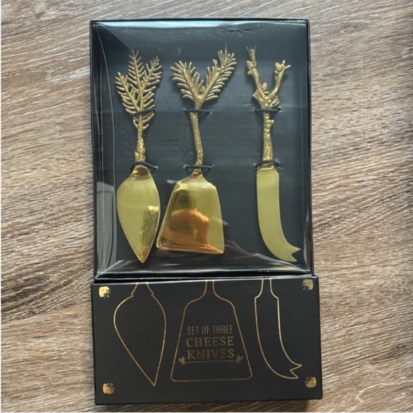 Anthropologie Other - Anthropologie cheese knives set‎ of 3